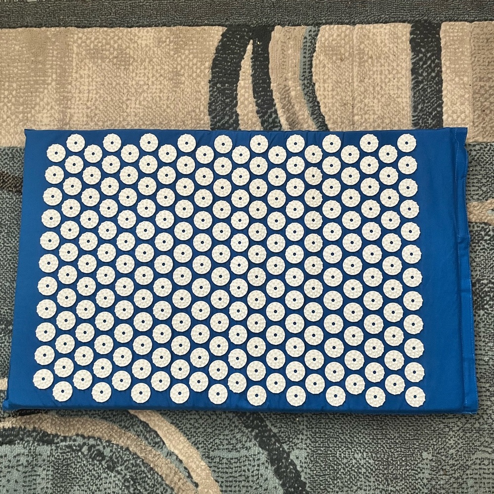 Blue Acupressure Mat with White Spikes